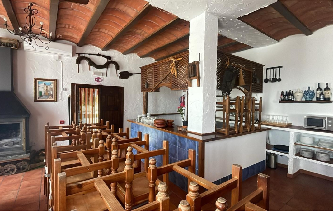 Venta - Finca - Hoteles -
Jaén  - Pozo Alcón