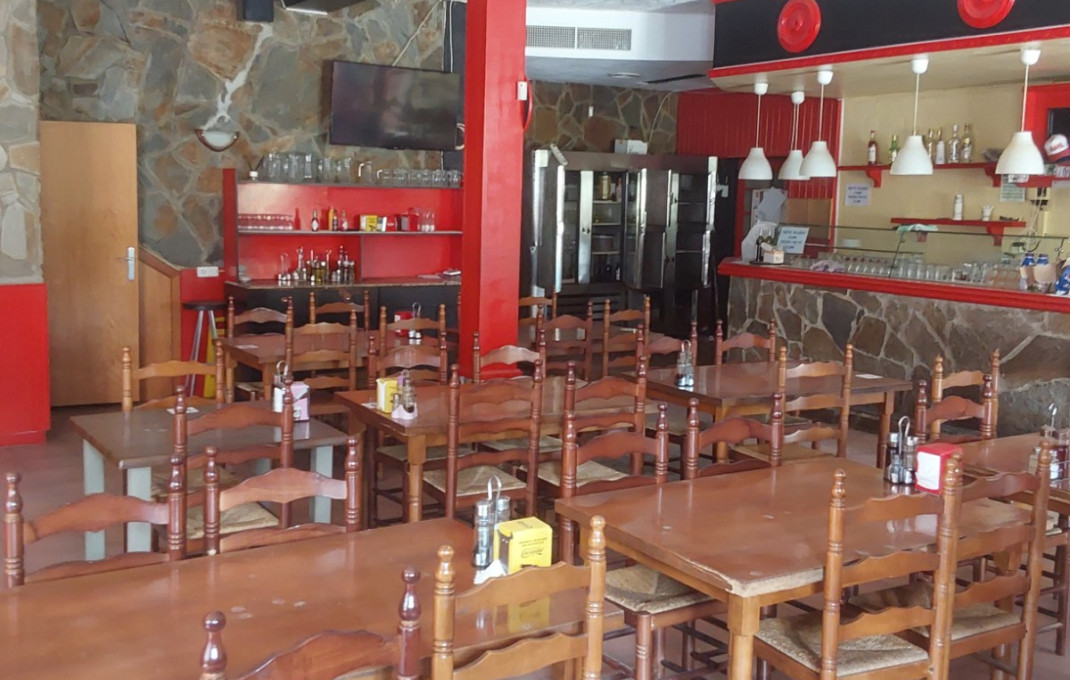 Traspaso - Bar Restaurante -
Palau-solità i Plegamans