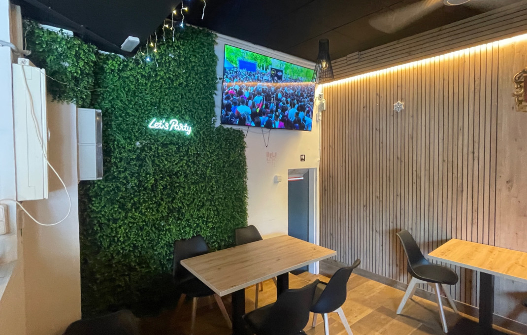 Traspaso - Bar- C1 -
L'Hospitalet de Llobregat