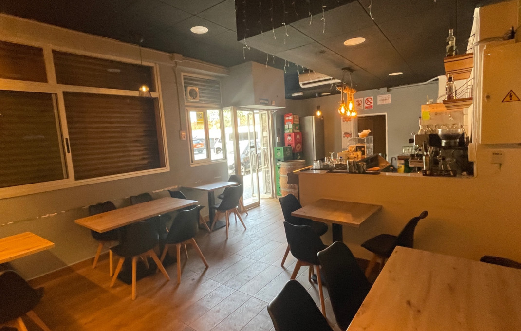 Traspaso - Bar- C1 -
L'Hospitalet de Llobregat