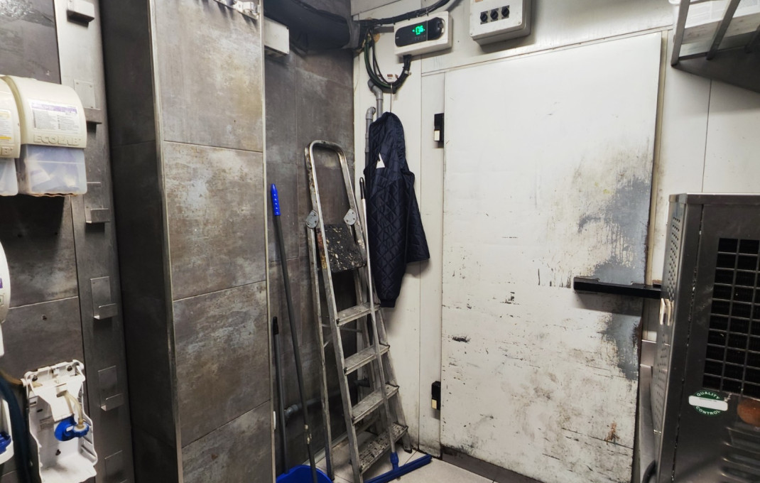 Traspaso - Bar Restaurante -
Barcelona - Eixample Derecho