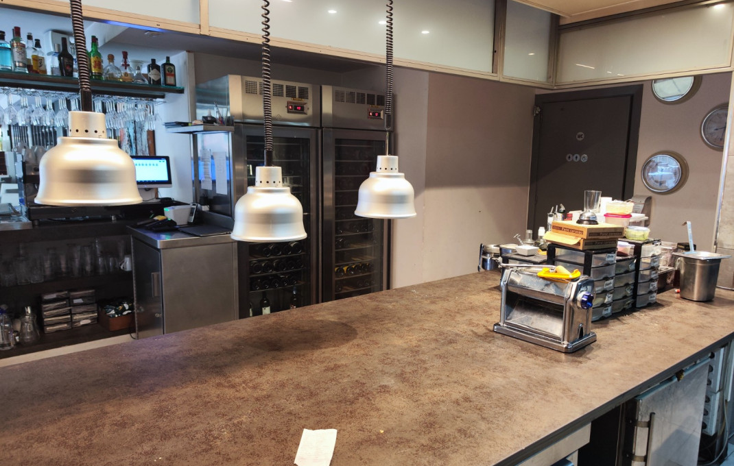 Traspaso - Bar Restaurante -
Barcelona - Eixample Derecho
