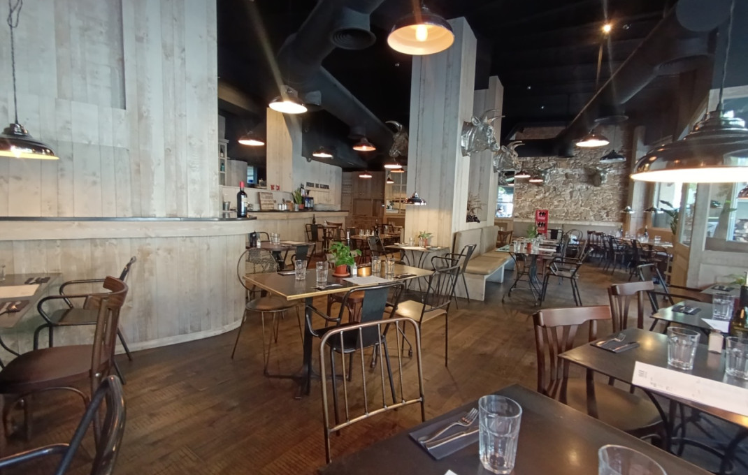 Traspaso - Bar Restaurante -
Barcelona - Eixample Izquierdo
