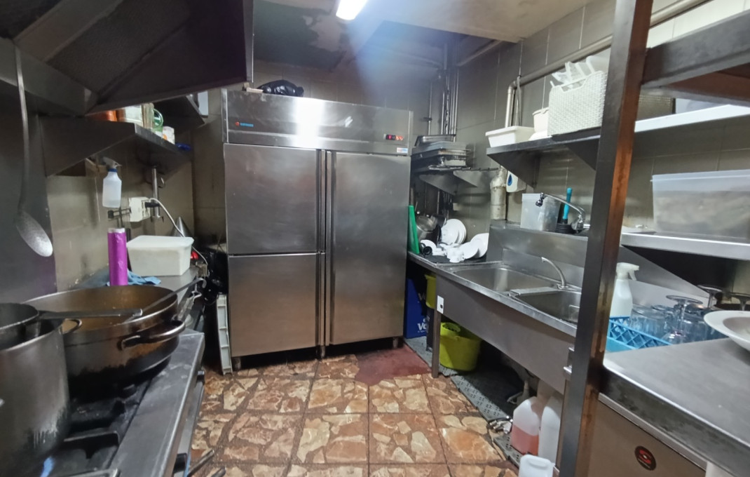 Traspaso - Bar Restaurante -
Barcelona - Eixample Izquierdo