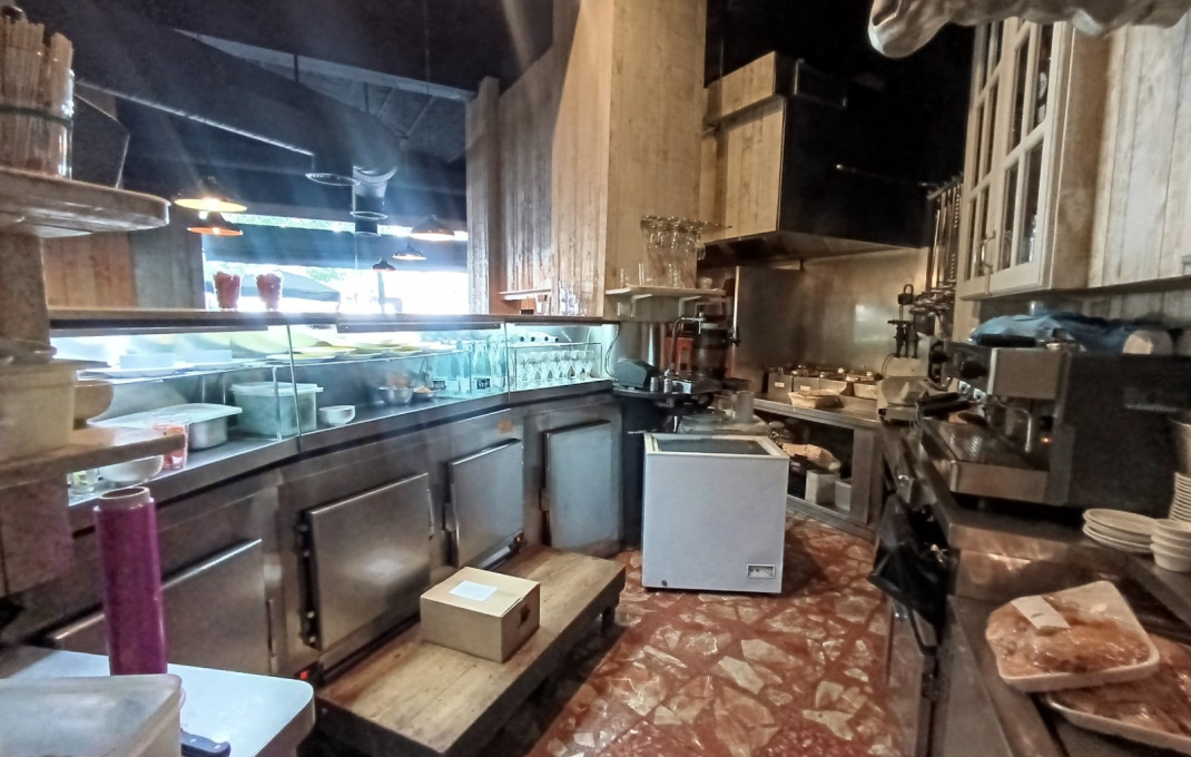 Traspaso - Bar Restaurante -
Barcelona - Eixample Izquierdo