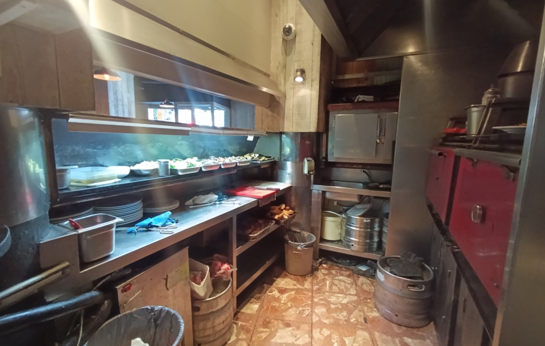 Traspaso - Bar Restaurante -
Barcelona - Eixample Izquierdo