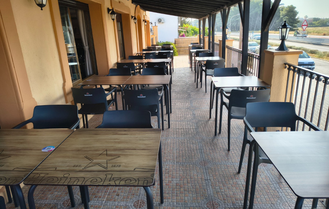 Transfer - Restaurant -
Cunit