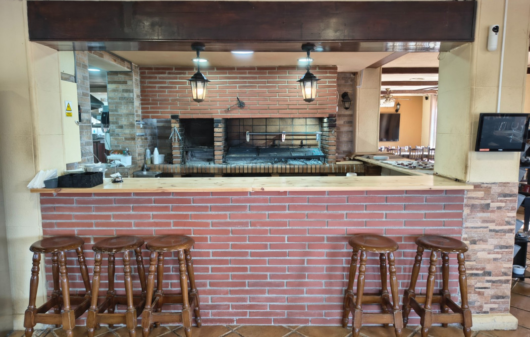 Transfer - Restaurant -
Cunit