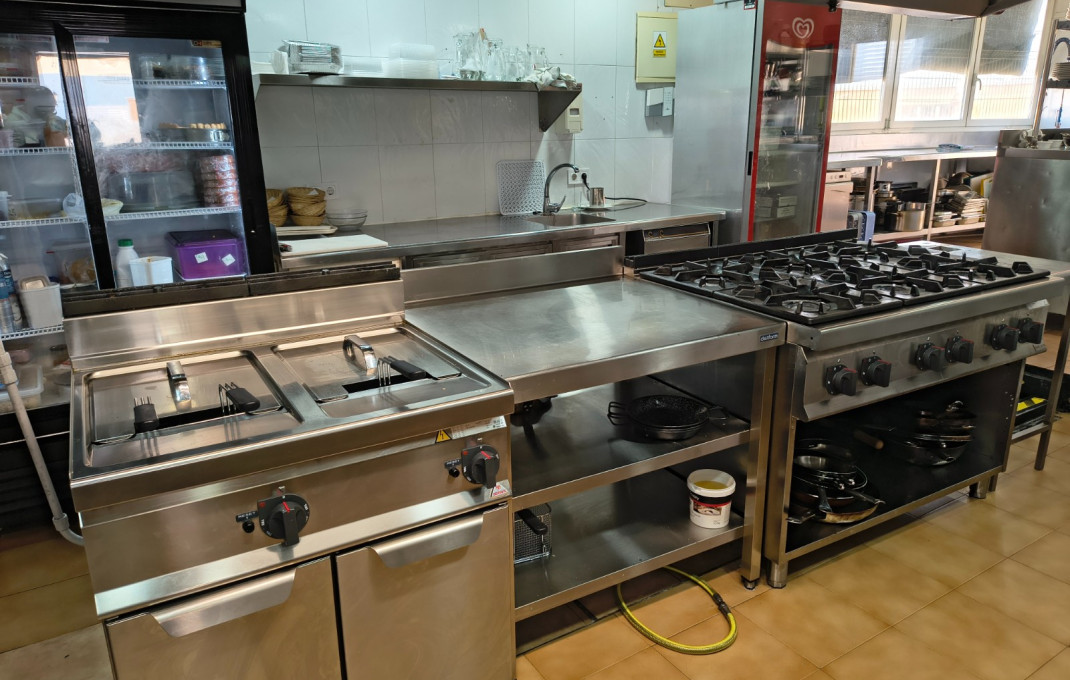 Transfer - Restaurant -
Cunit