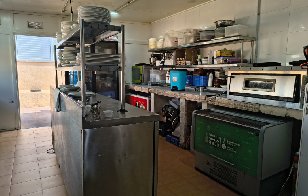 Transfer - Restaurant -
Cunit