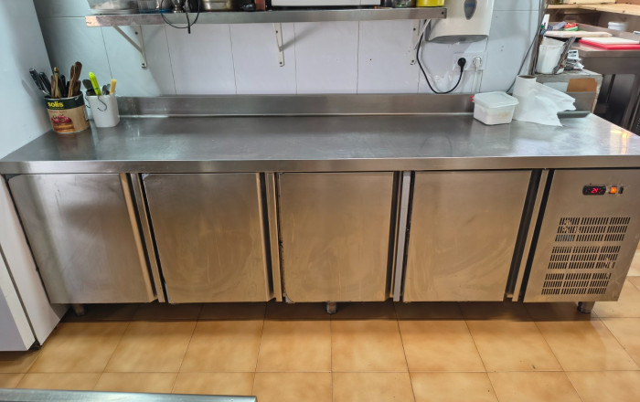 Transfer - Restaurant -
Cunit