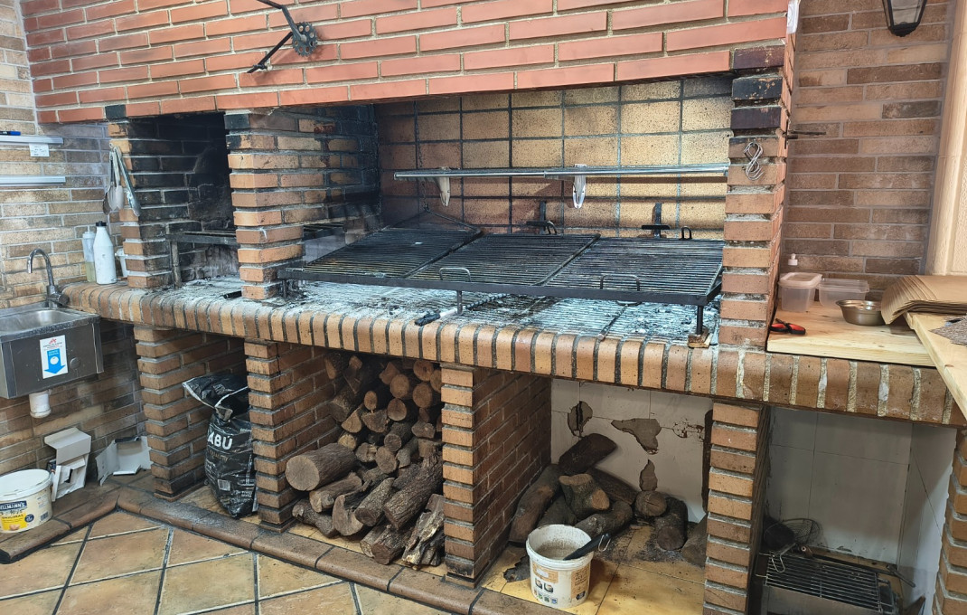 Transfer - Restaurant -
Cunit