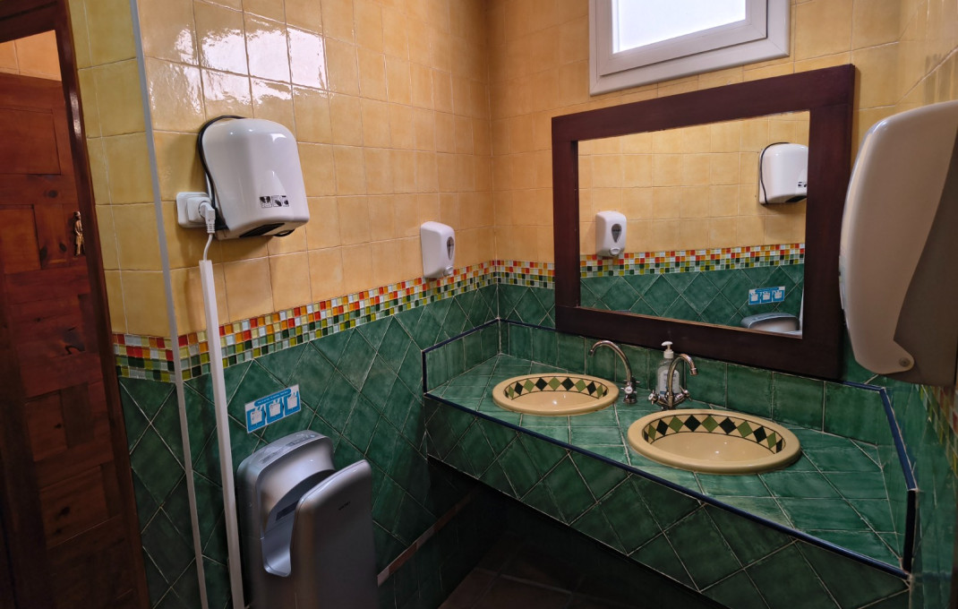 Transfer - Restaurant -
Cunit