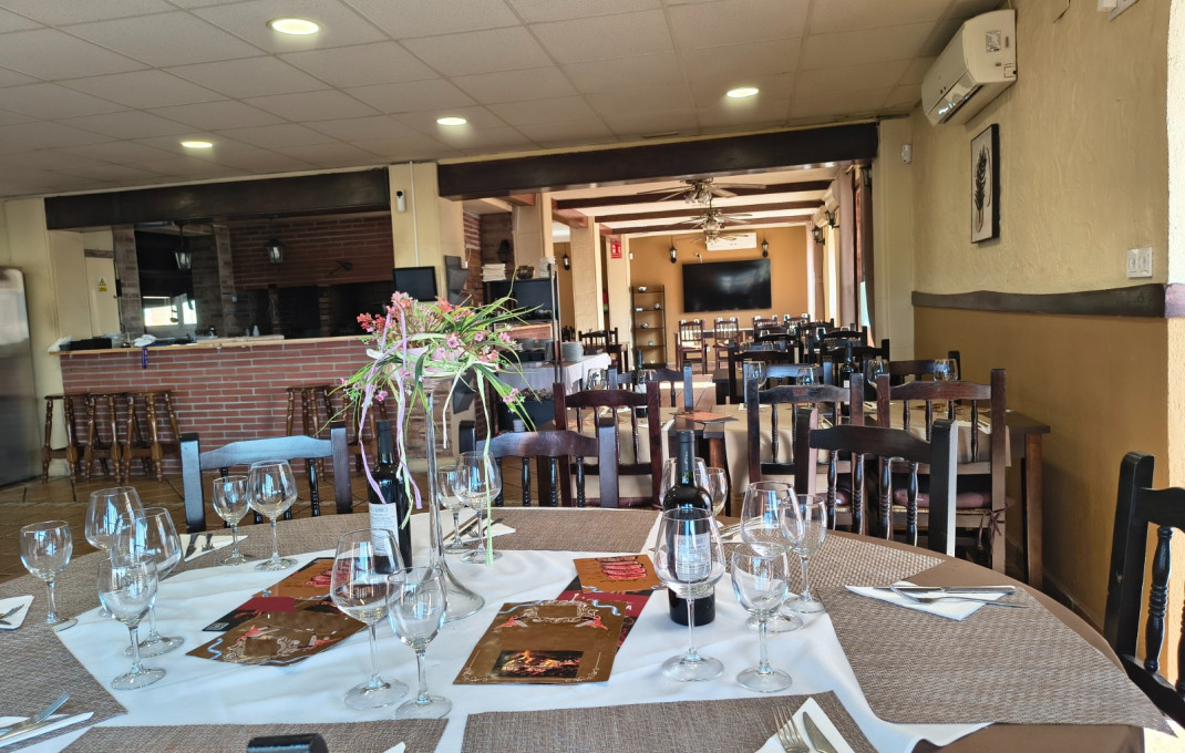 Transfer - Restaurant -
Cunit