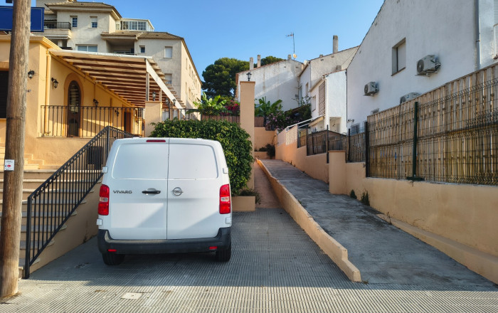 Transfer - Restaurant -
Cunit