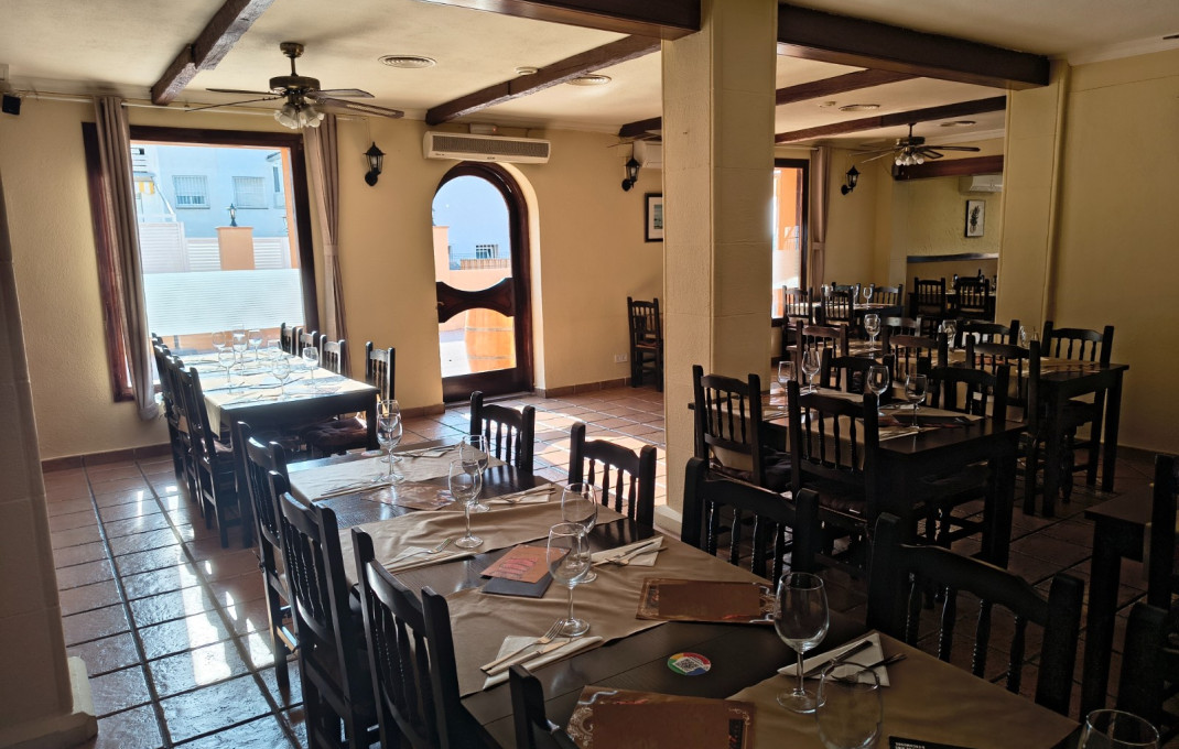 Transfer - Restaurant -
Cunit