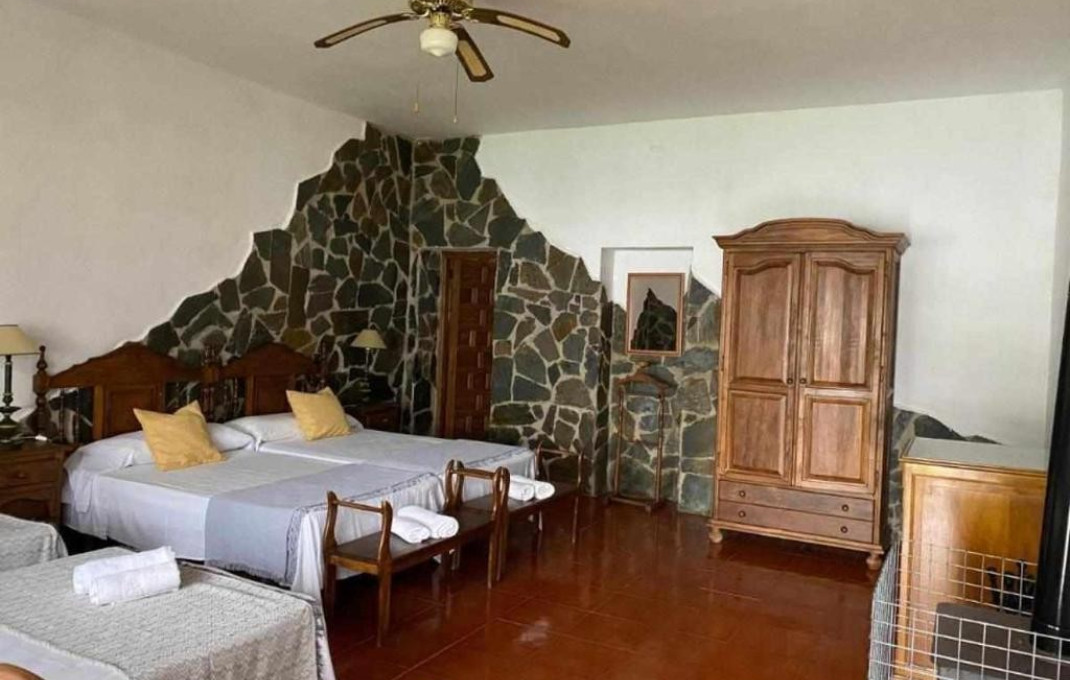 Venta - Hoteles -
Badajoz - Montijo