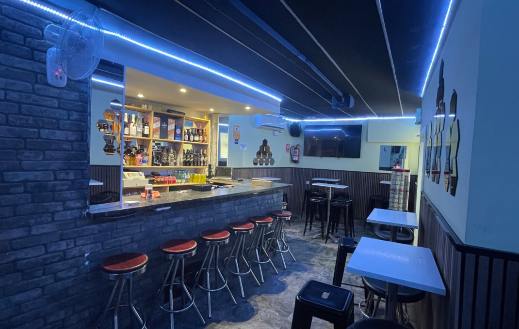 Transfert - Bar- C1 -
L'Hospitalet de Llobregat - Santa eulalia