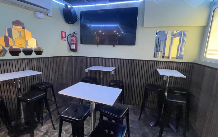 Transfert - Bar- C1 -
L'Hospitalet de Llobregat - Santa eulalia