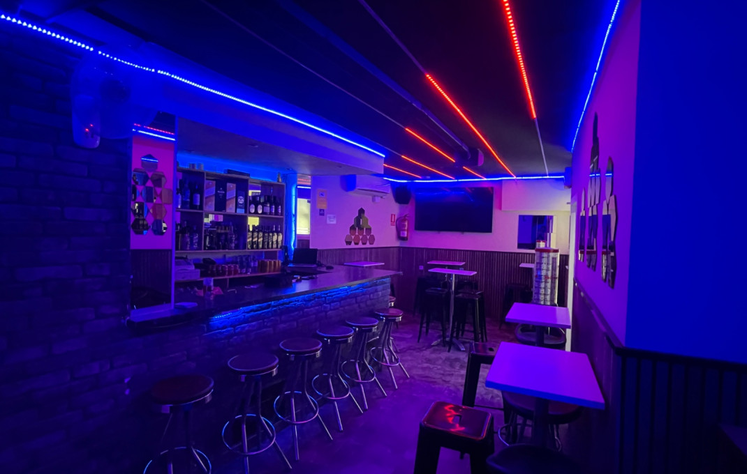 Transfert - Bar- C1 -
L'Hospitalet de Llobregat - Santa eulalia