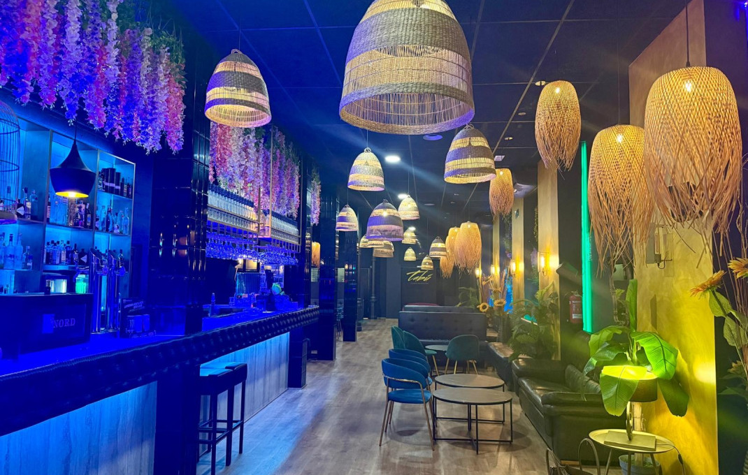 Transfer - Licencia C2 -
Barcelona - Eixample Derecho