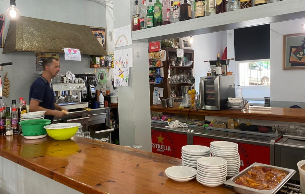 Transfer - Bar Restaurante -
Canet de Mar