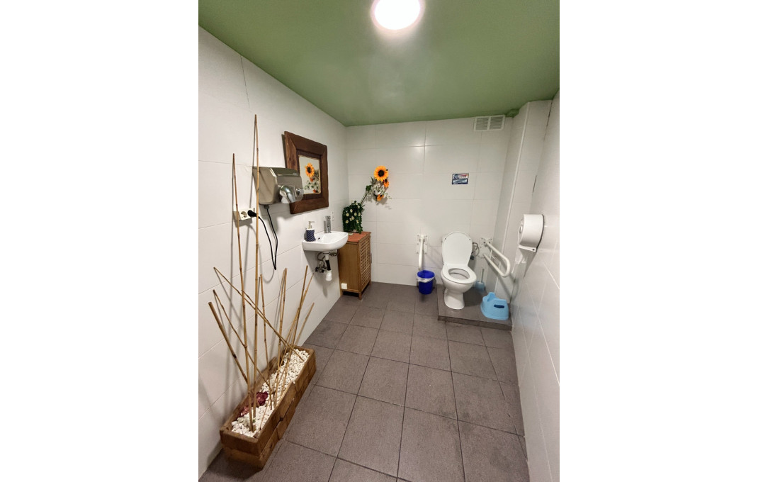 Traspaso - Local comercial -
Viladecans