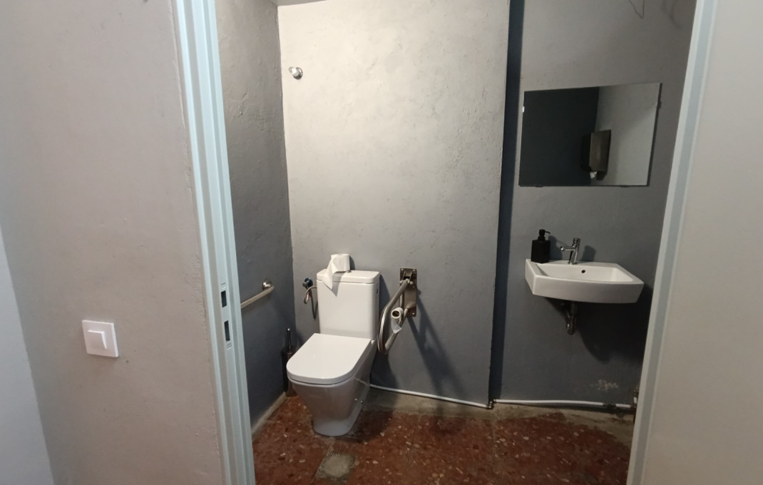 Traspaso - Licencia C2 -
Barcelona - Sant Antoni