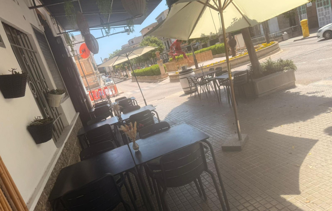 Transfert - Bar Restaurante -
Manacor