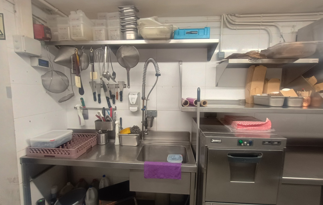 Traspaso - Bar Restaurante -
Barcelona - Sant Martí