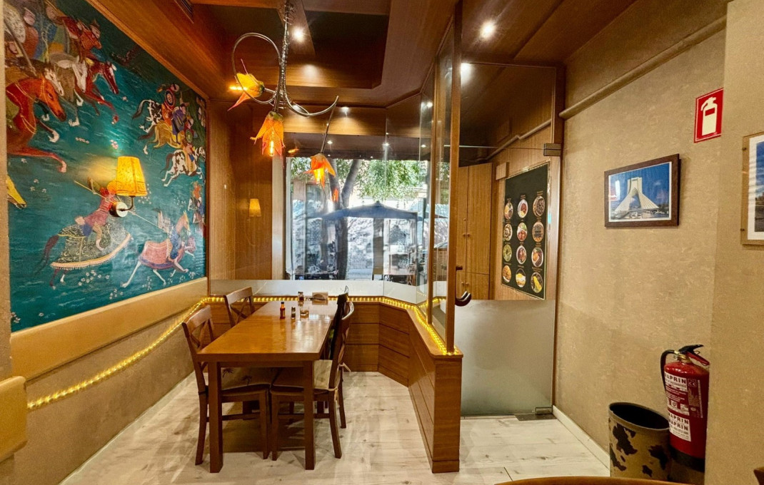 Traspaso - Bar Restaurante -
Barcelona - Eixample