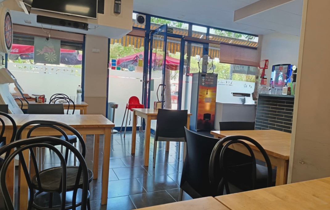 Traspaso - Licencia C2 -
Sant Boi de Llobregat