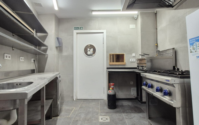 Venta en rentabilidad - Bar Restaurante -
Barcelona - Borne-centro