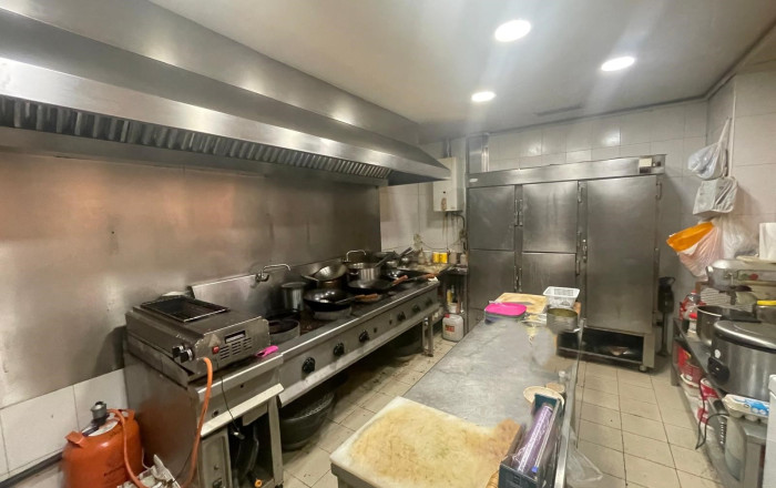 Venta - Bar Restaurante -
Barcelona - Eixample Derecho