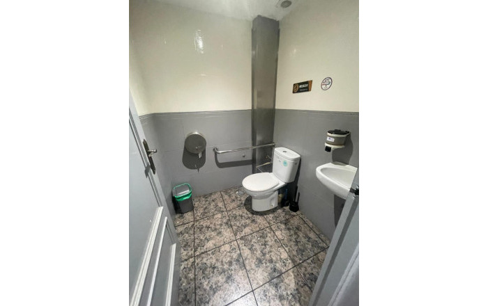 Venta - Bar Restaurante -
Barcelona - Eixample Derecho