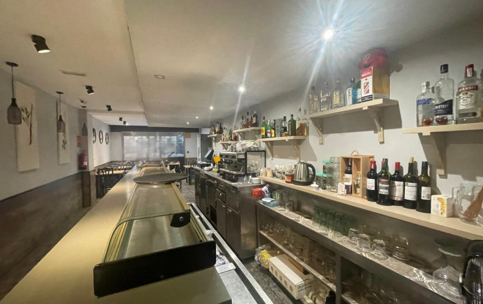 Venta - Bar Restaurante -
Barcelona - Eixample Derecho