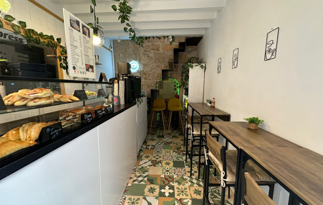 Traspaso - Cafeteria -
Mallorca - Palma