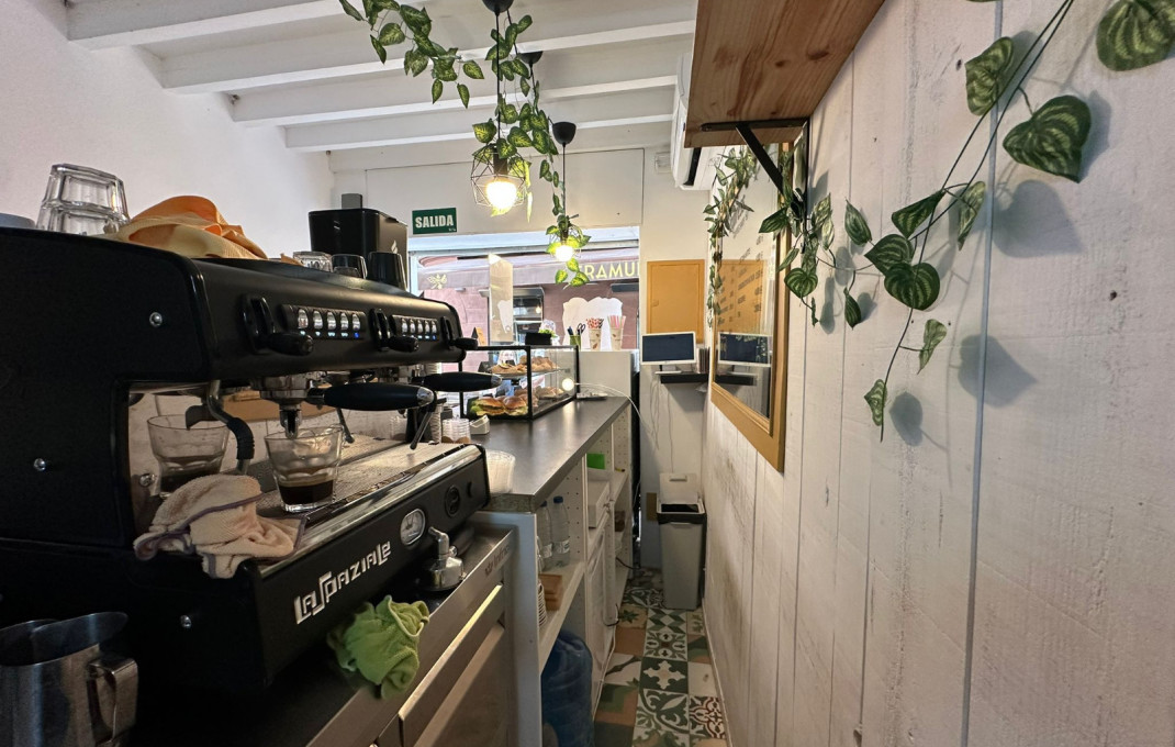 Traspaso - Cafeteria -
Mallorca - Palma