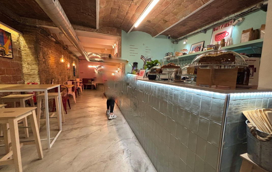 Traspaso - Licencia C2 -
Barcelona - Eixample