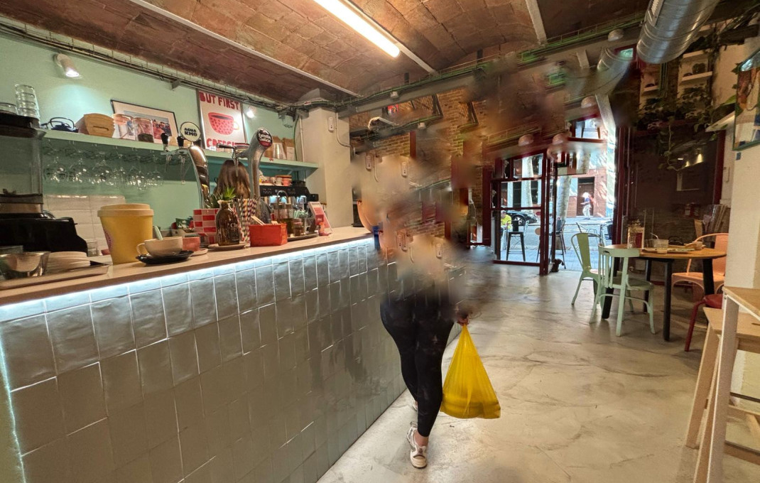 Traspaso - Licencia C2 -
Barcelona - Eixample