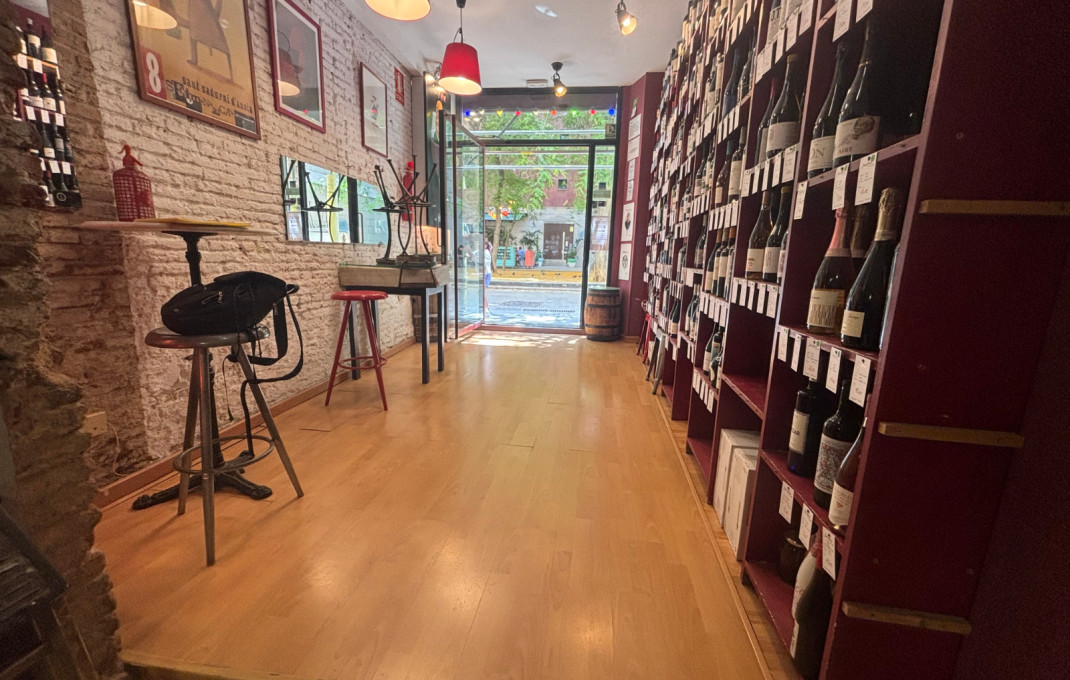 Traspaso - Tiendas -
Barcelona - Raval