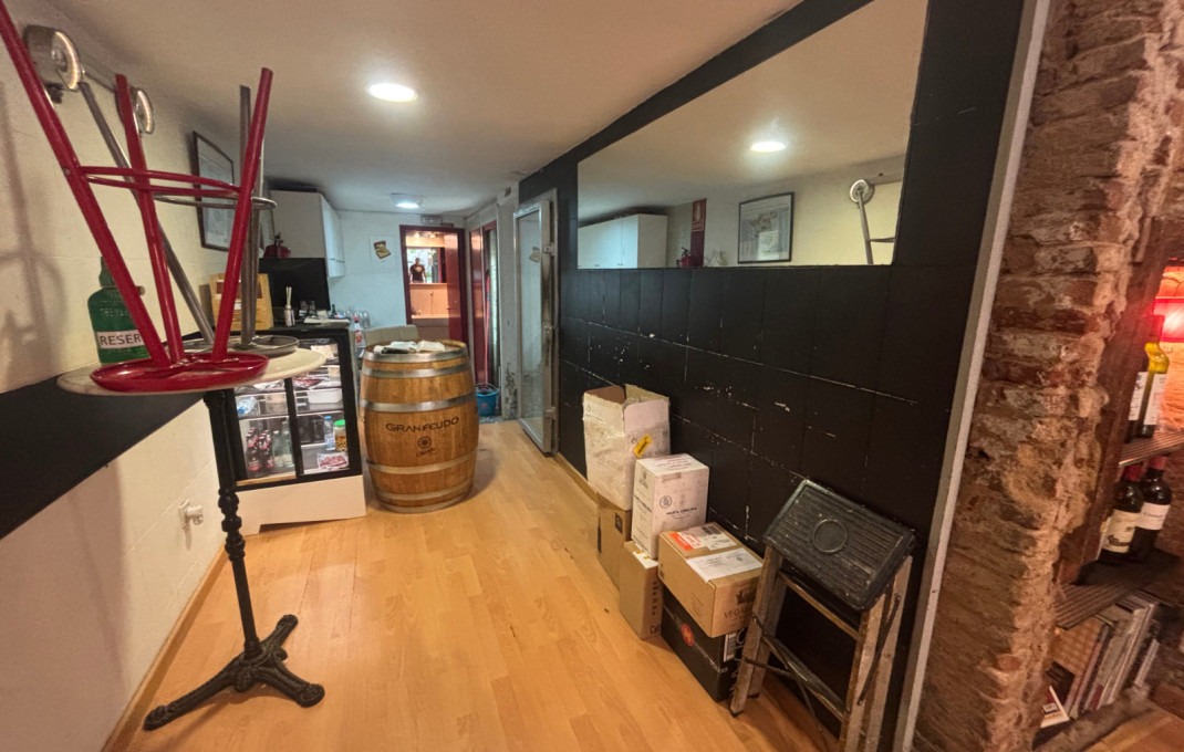 Traspaso - Tiendas -
Barcelona - Raval