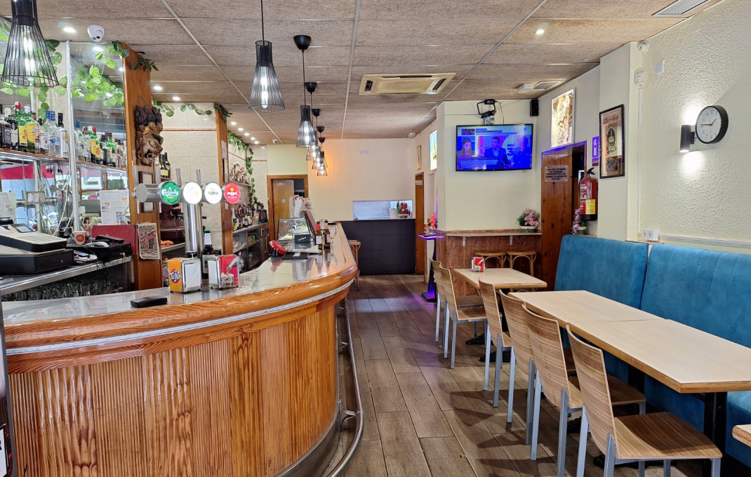 Traspaso - Bar Restaurante -
Barcelona - Sant Martí