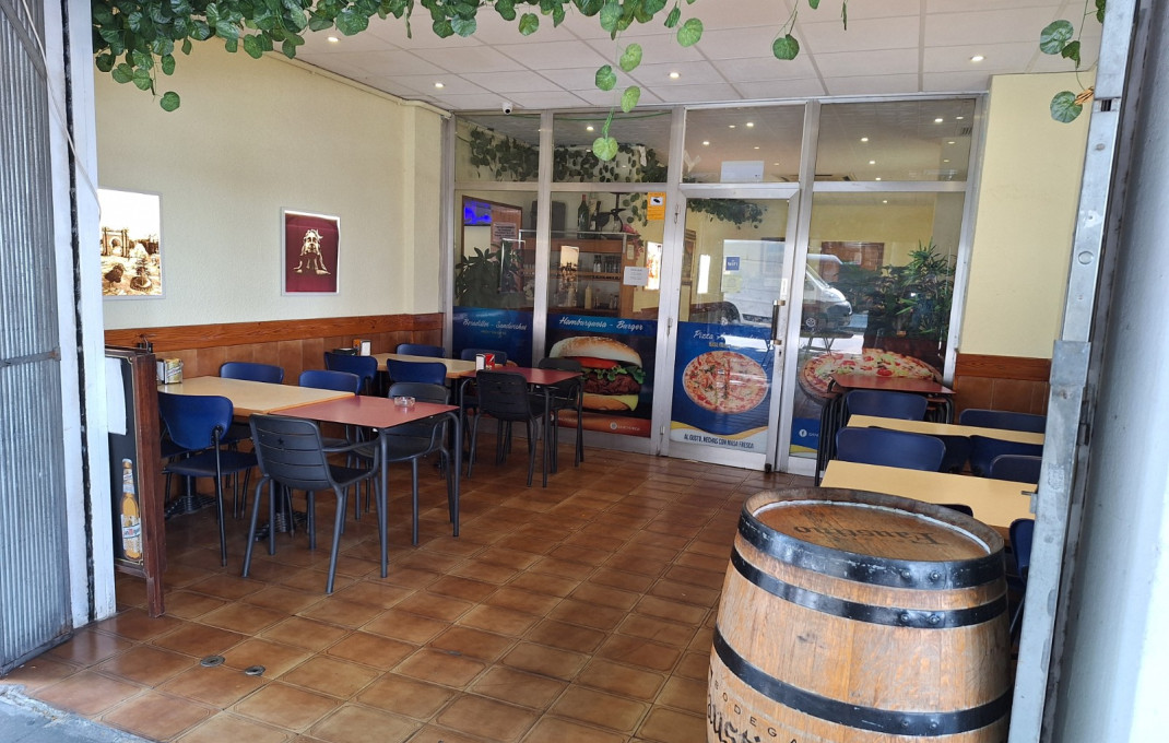 Traspaso - Bar Restaurante -
Barcelona - Sant Martí