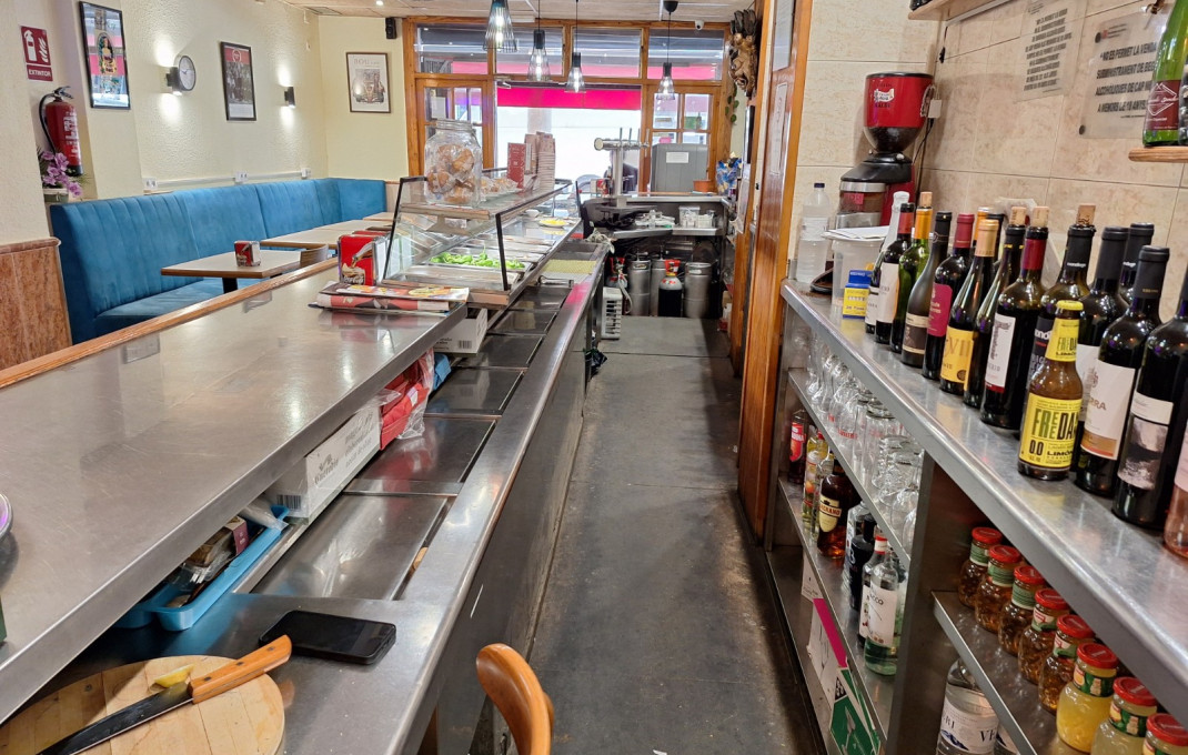 Traspaso - Bar Restaurante -
Barcelona - Sant Martí