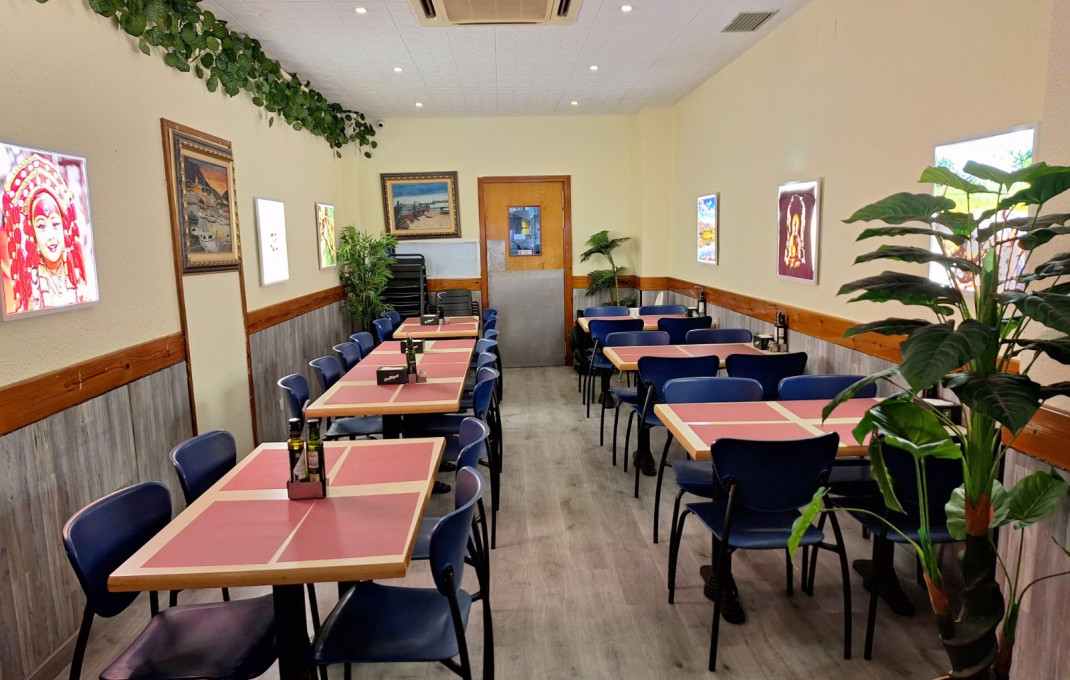 Traspaso - Bar Restaurante -
Barcelona - Sant Martí