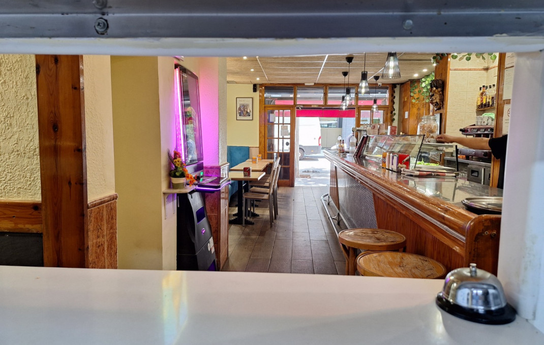 Traspaso - Bar Restaurante -
Barcelona - Sant Martí