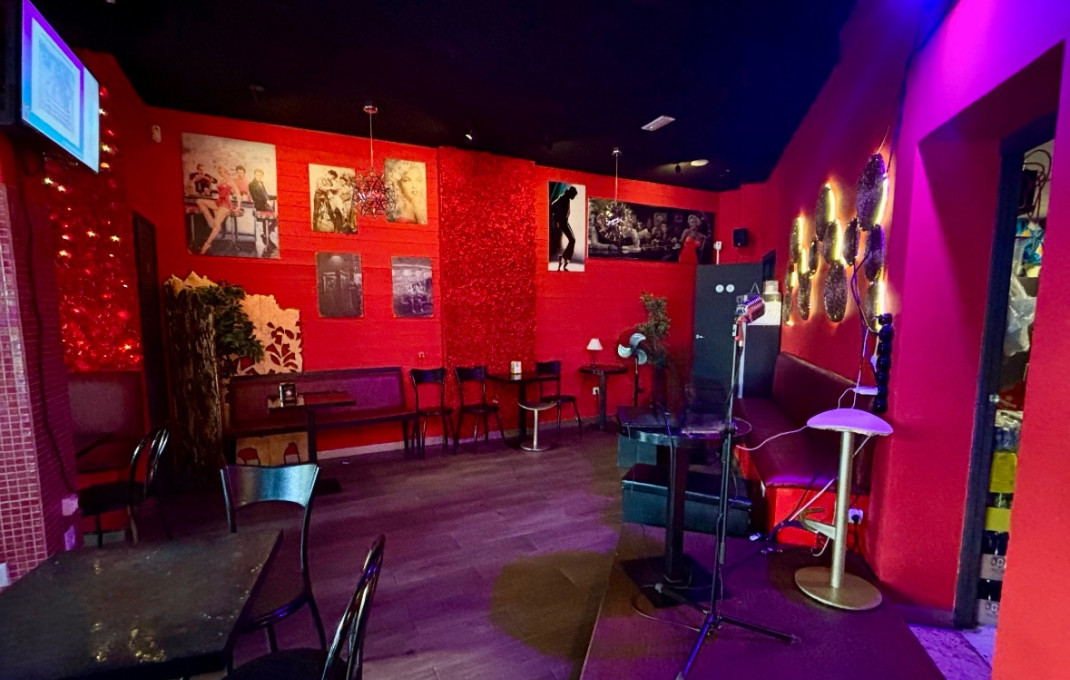 Traspaso - Licencia C2 -
Barcelona - Eixample Derecho