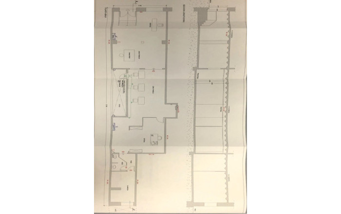 Venta - Local comercial -
Barcelona - Eixample Derecho