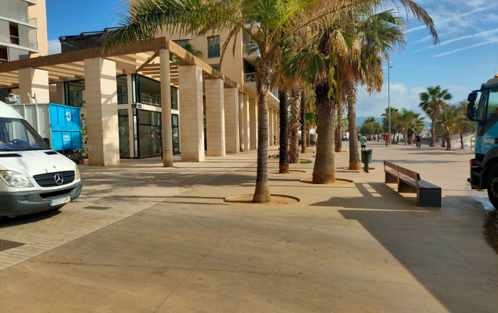 Transfer - Restaurant -
Badalona